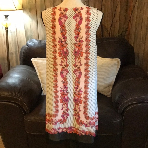 Floral Sleeveless Dress with Polka Dots Size L - Picture 4 of 8